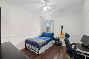 1807 Emerald Lake Ct, Houston, TX 77062 - Photo 21