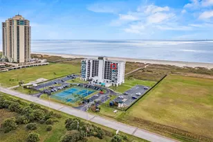 415 E Beach Dr, Galveston, TX 77550 - Photo 31