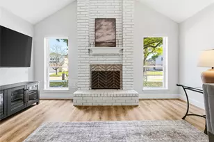 2218 Hickory Lawn Dr, Houston, TX 77077 - Photo 13