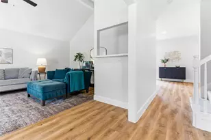 2218 Hickory Lawn Dr, Houston, TX 77077 - Photo 9