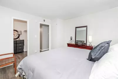 305 W Baker Road #1108, Baytown, TX 77521 - Photo 5
