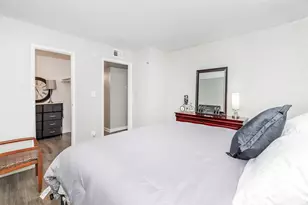 305 W Baker Rd, Baytown, TX 77521 - Photo 5