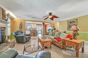 7806 Pruitt Dr, Galveston, TX 77554 - Photo 9