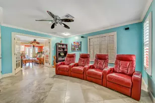 7806 Pruitt Dr, Galveston, TX 77554 - Photo 19
