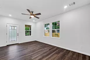 7135 Ave E, Houston, TX 77011 - Photo 5