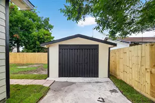 7135 Ave E, Houston, TX 77011 - Photo 33