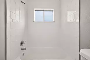 9903 Towne Tower Ln, Sugar Land, TX 77498 - Photo 13