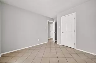 9903 Towne Tower Ln, Sugar Land, TX 77498 - Photo 15