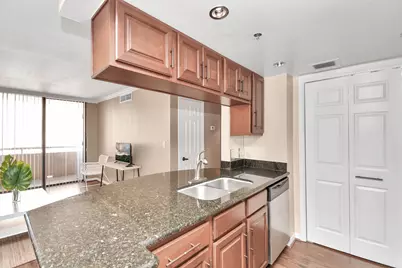 3525 Sage Road #1314, Houston, TX 77056 - Photo 11