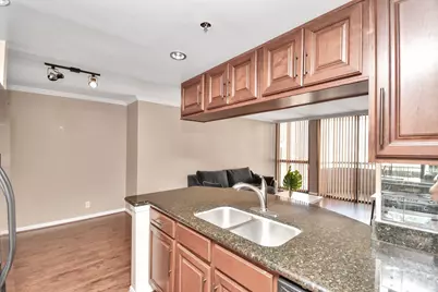 3525 Sage Road #1314, Houston, TX 77056 - Photo 15