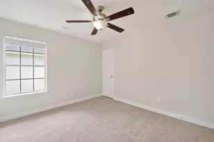 531 Small Cedar Dr, League City, TX 77573 - Photo 33