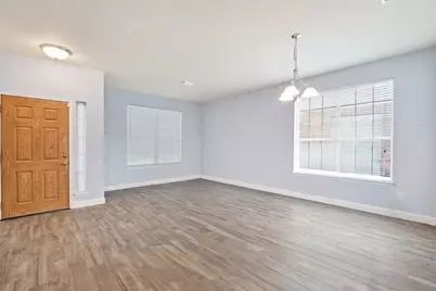 531 Small Cedar Drive, League City, TX 77573 - Photo 5