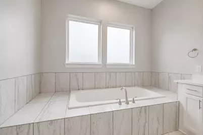 10015 Goliad Drive, Mont Belvieu, TX 77523 - Photo 25