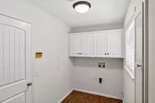 317 N Madison St, Madisonville, TX 77864 - Photo 21
