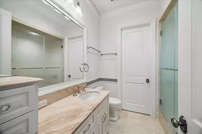 8 Greyton Lane, Bunker Hill Village, TX 77024 - Photo 27