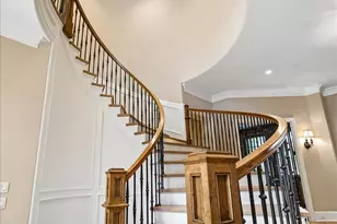 8 Greyton Ln, Bunker Hill Village, TX 77024 - Photo 9