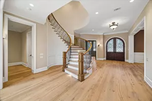 8 Greyton Ln, Bunker Hill Village, TX 77024 - Photo 5