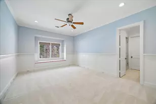 8 Greyton Ln, Bunker Hill Village, TX 77024 - Photo 27