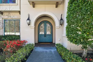 8 Greyton Ln, Bunker Hill Village, TX 77024 - Photo 3