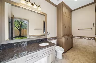 8 Greyton Ln, Bunker Hill Village, TX 77024 - Photo 35