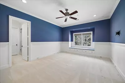 8 Greyton Lane, Bunker Hill Village, TX 77024 - Photo 29