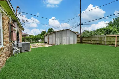 5020 Jefferson Street, Houston, TX 77023 - Photo 9