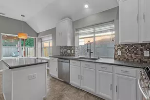 13534 Ballast Rd, Houston, TX 77044 - Photo 11