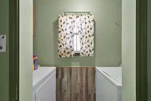 10665 Royal Pines Dr, Conroe, TX 77303 - Photo 9