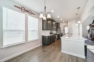 356 Selah Ct, Alvin, TX 77511 - Photo 17