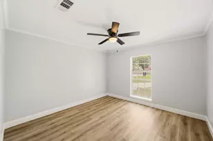 1310 Burning Tree Rd, Houston, TX 77339 - Photo 21