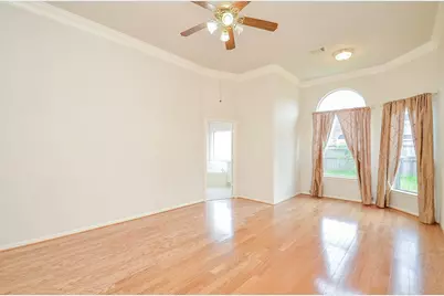 9403 Sundance Drive, Pearland, TX 77584 - Photo 9