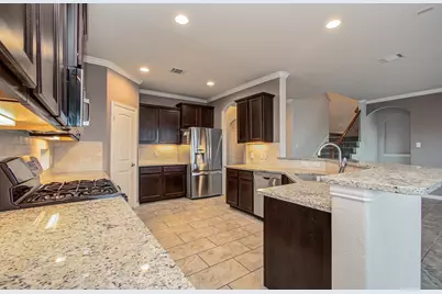 10126 Naples Cliff Court, Cypress, TX 77433 - Photo 15