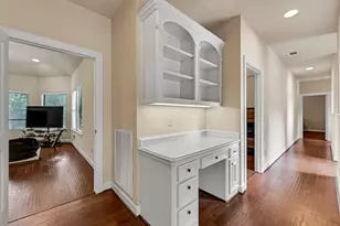 9934 Crestwater Cir, Magnolia, TX 77354 - Photo 31