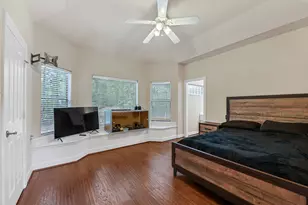 9934 Crestwater Cir, Magnolia, TX 77354 - Photo 35