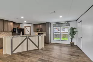 9529 Cypress Dr, Willis, TX 77318 - Photo 9