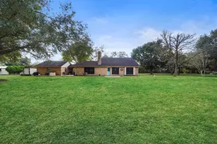 2022 Skrivanek Rd, Sealy, TX 77474 - Photo 43