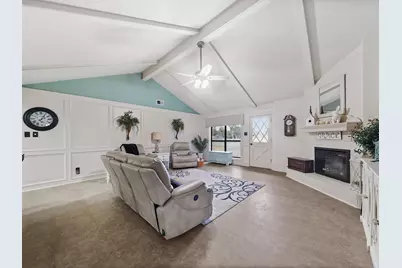 2022 Skrivanek Road, Sealy, TX 77474 - Photo 17