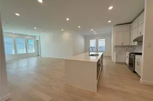 13414 Harbor Pt Dr, Texas City, TX 77568 - Photo 9