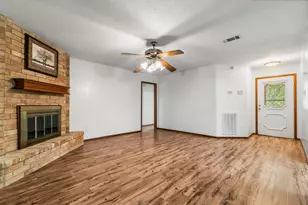 12575 Lake Conroe Hills Dr, Willis, TX 77318 - Photo 5