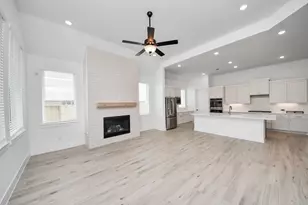 9510 Chateau Hill, Manvel, TX 77578 - Photo 5