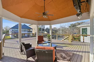 71 Harbor Ln, Kemah, TX 77565 - Photo 15