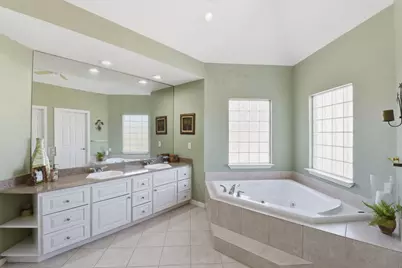 71 Harbor Lane, Kemah, TX 77565 - Photo 21