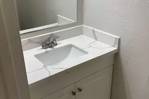 3608 Ocee St, Houston, TX 77063 - Photo 9