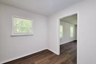 431 N Tinsley St, Angleton, TX 77515 - Photo 29