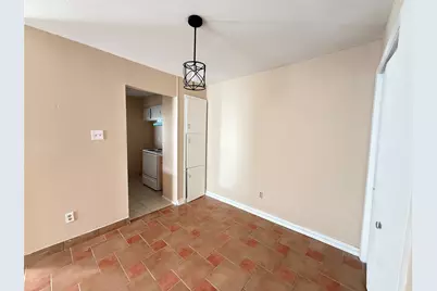 7200 Clarewood Drive #605, Houston, TX 77036 - Photo 5