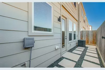 2054 Johanna Creek Drive, Houston, TX 77055 - Photo 29