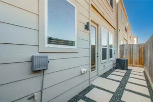 2054 Johanna Crk Dr, Houston, TX 77055 - Photo 29