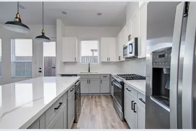 2054 Johanna Creek Drive, Houston, TX 77055 - Photo 15