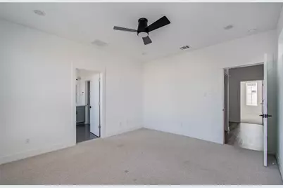 2054 Johanna Creek Drive, Houston, TX 77055 - Photo 17