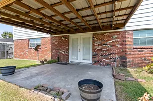 2707 Memphis Ave, Nederland, TX 77627 - Photo 29